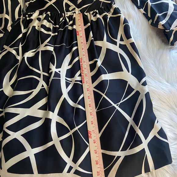 J Crew Sz 4 Black & Cream Silk Abstract Ruffle Collar Dress - Picture 12 of 16